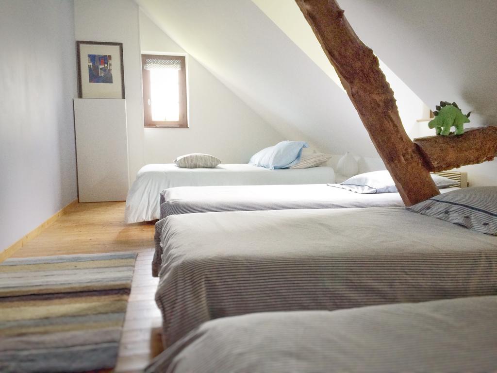 Le Petit Manoir De La Vernelle Bed & Breakfast Fourmetot ห้อง รูปภาพ