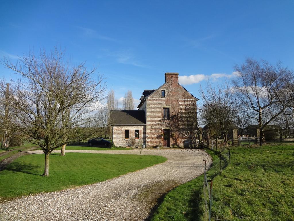Le Petit Manoir De La Vernelle Bed & Breakfast Fourmetot ภายนอก รูปภาพ